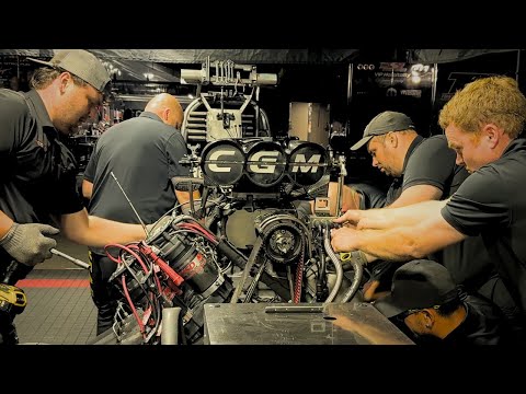 Видео: Разбираем гоночный автомобиль за 10 минут | Ремонт повреждений поздно ночью