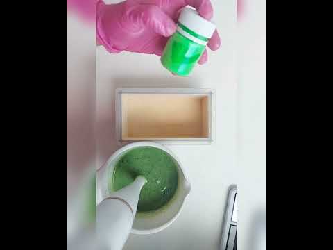 Видео: Кондиционирующее мыло с добавлением спирулины. Бонус с вебинара