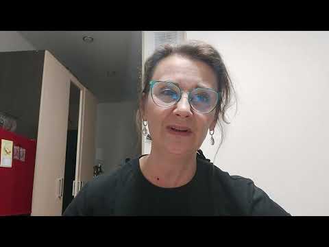 Видео: Ветер чужой оттого и холодный...