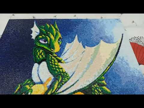 Видео: Алмазная мозаика, готовые работы. Хвалить нельзя ругать. Без запятых.