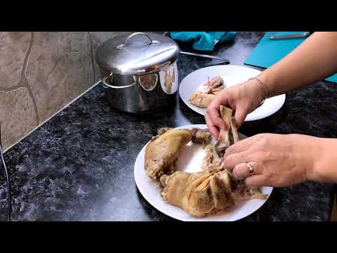 Видео: Холодец в мультиварке. Самый лучший и простой рецепт. Сделать может каждый. Вкусно так,что ум отъешь