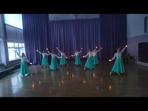 Видео: Танец со свечами