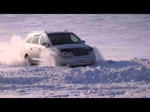 Видео: SsangYong Rodius - в снегу