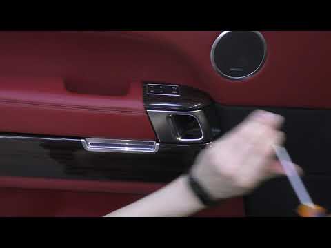 Видео: Range Rover Vogue 2013г снятие обшивки водительской двери.