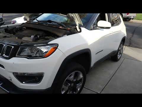 Видео: Ремонт/замена передних тормозов Jeep Compass 2017+