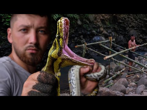 Видео: 24 ЧАСА ВЫЖИВАНИЕ В ДЖУНГЛЯХ