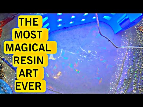 Видео: 🪄 Посмотрите, как я создаю ГОЛОГРАФИЧЕСКОЕ ИСКУССТВО с помощью УФ-смолы!