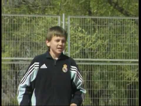 Видео: "Футбольный клуб": Денис Черышев 2005