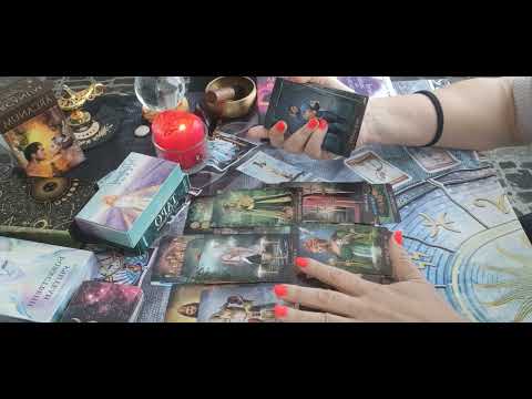 Видео: 🥰 Любовна приказка за мен и теб 🥰Любовно Таро 💞