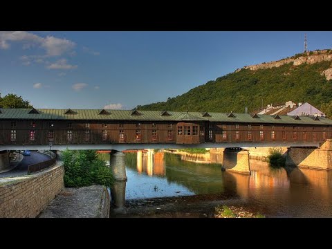 Видео: Пешеходен тур в град Ловеч