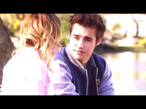 Видео: Виолетта и Леон // Больно // LEONETTA