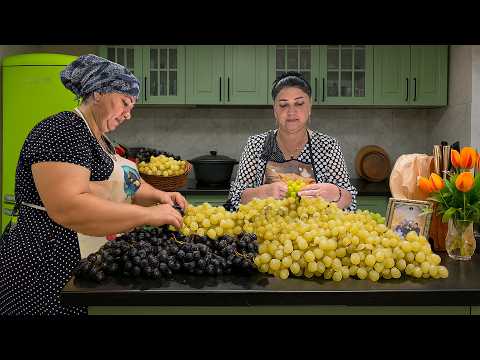 Видео: Готовим свежий виноградный компот и вкусное печенье из сегодняшнего урожая — так вкусно!