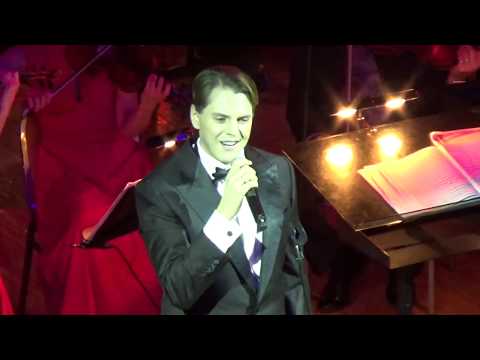 Видео: Иван Ожогин - "Hallelujah" (Leonard Cohen)