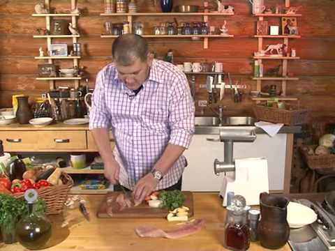 Видео: Горячая закуска из щуки - лучшие рецепты от ножей Tojiro!