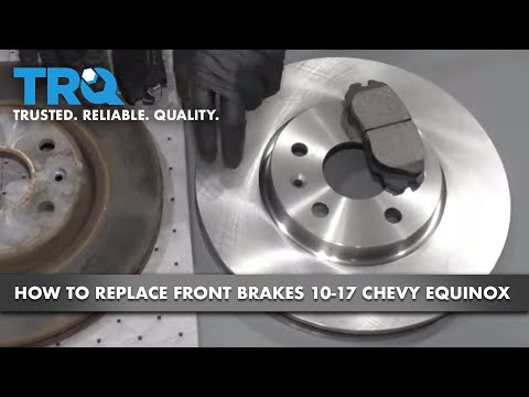 Видео: Как заменить передние тормоза на Chevrolet Equinox 10-17 годов