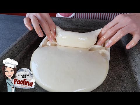 Видео: ГЕНУЭЗСКИЕ ЛЕПЕШКИ. Хрустящие снаружи и мягкие внутри! 😋 На кухне с Паолиной