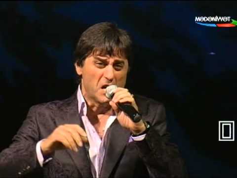 Видео: Сархан Сархан - Здравствуй, город мой Баку (концерт 16.06.2015)