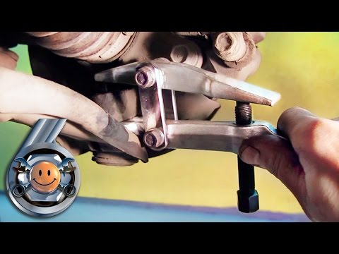 Видео: ПРОСТАЯ ЗАМЕНА ШАРОВОЙ.  (dzen.ru/garage_6)