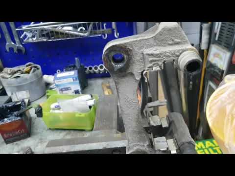 Видео: Prado 120. Задние тормозные диски. Замена. Заметки.