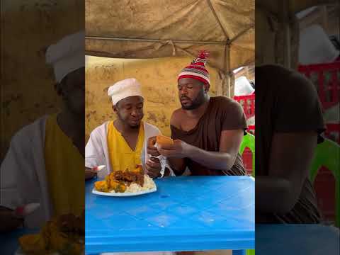 Видео: Не мешай его еде.