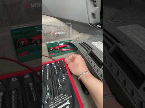 Видео: Где розетка 24 Вольта в новом DAF XF