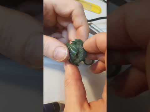 Видео: Моделирование по воску. Кольцо Дракон.
