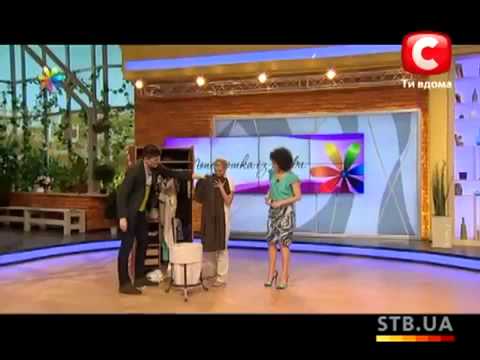 Видео: Роман Медный разбирает гардероб на СТБ