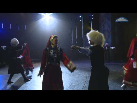 Видео: Ансамбль "Рассвет" и "Нартон"- Гергебельский танец