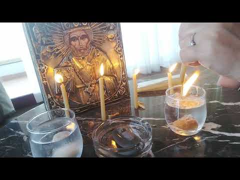 Видео: Повторная загрузка Мощной чистки свечами и перед иконой Николая Мирликийского Чудотворца ❤️💯. Попрос