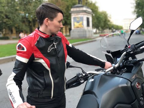 Видео: Обзор мотоцикла Honda Africa Twin 2018 (Хонда Африка Твин 2018)