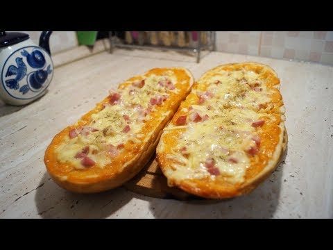 Видео: Пицца из батона. Быстрая ленивая из батона в духовке. Пицца в хлебе за 20 минут