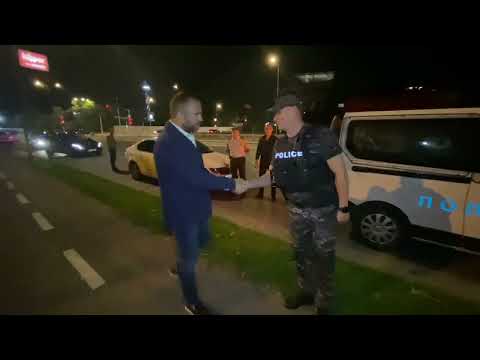 Видео: Тошковски на терен заедно со полициските службеници кои ја одржуваат безбедноста на главниот град