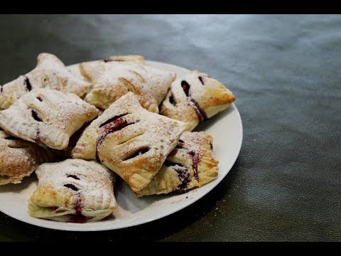 Видео: СЛОЙКИ З ЯГОДАМИ ІЗ СЛОЙОНОГО ТІСТА / Слойки с ягодами из слоеного теста