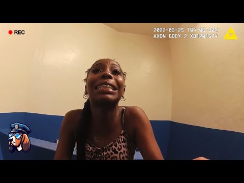 Видео: 19-летний парень ведёт себя круто, пока не получает наручники