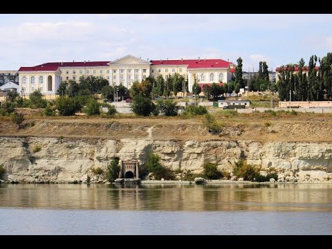 Видео: Камышин. Тайна пещеры в скале. Лесотаска на берегу Волги