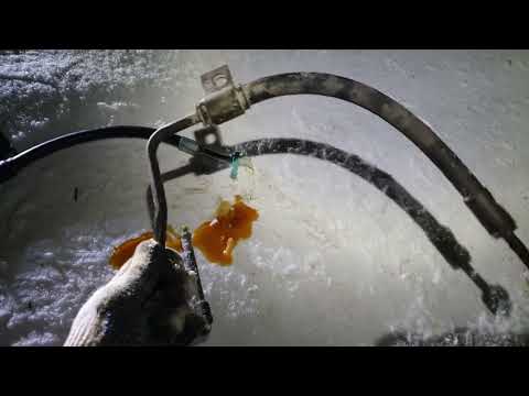 Видео: Citroen C5 Замена Гидравлической Трубки Задней Левой Стойки На Аналог От Павла