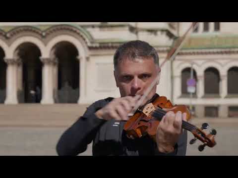 Видео: Васко Василев разказва София в музика - "Знакови места"