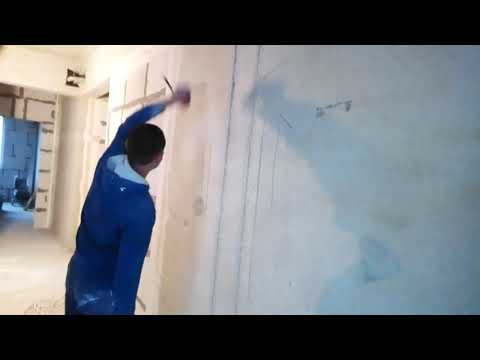 Видео: Как выставить маяки на длинную стену