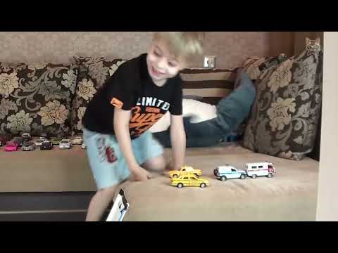 Видео: Машинки прыгают в высоту! Модельки прыгают с трамплина!