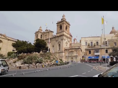 Видео: Гуляем по средневековому Биргу. Самый обаятельный город Мальты.