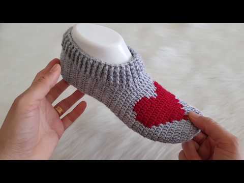 Видео: Изготовление крючком пинеток в форме сердца / простые пинетки / пинетки для приданого / пинетки в...