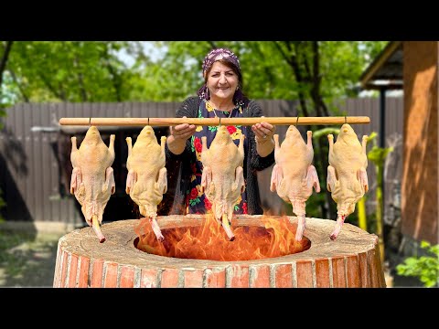 Видео: Бабушка Приготовила Целую Утку в Тандыре! Такого Мяса Вы Еще Не Пробовали