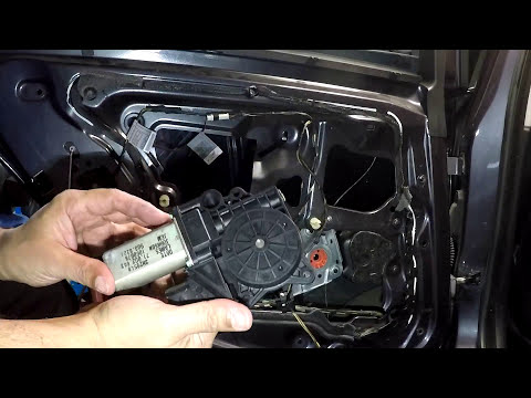 Видео: Замена заднего стеклоподъемника BMW 3 серии