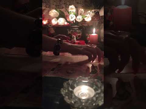 Видео: Двое мужчин пришли в одно время это вообще что происходит