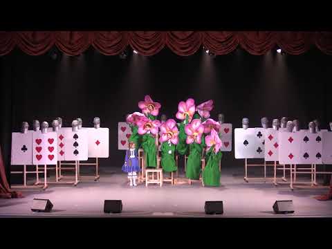 Видео: Алиса в стране чудес. Спектакль молодежной театральной студии "Фалия". Режиссер Вера Ефимова.