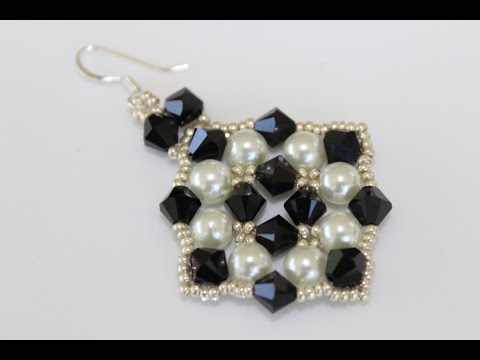 Видео: Pearls and Crystals Earrings. Серьги из бисера жемчуга и кристаллов