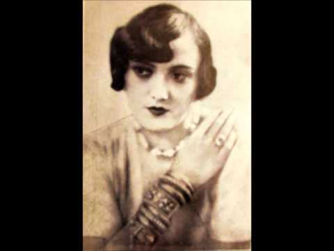 Видео: Alla Bayanova Белой акации гроздья душистые Old Russian Romance