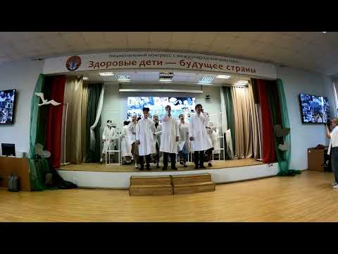Видео: «Герои в белых халатах»: в Педиатрическом университете прошел концерт клуба «Гиппократ»