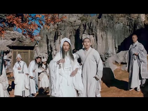 Видео: Маленький монах победил большого дьявола за 1 ход! Весь мир боевых искусств сдается ему!