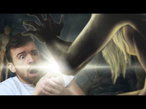 Видео: СТРЁМНАЯ ЛЕСНАЯ ЖЕНЩИНА